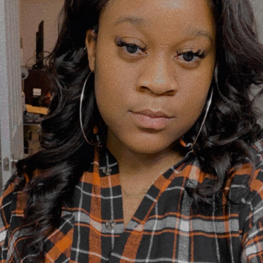 Meet your Posher, Yashanah